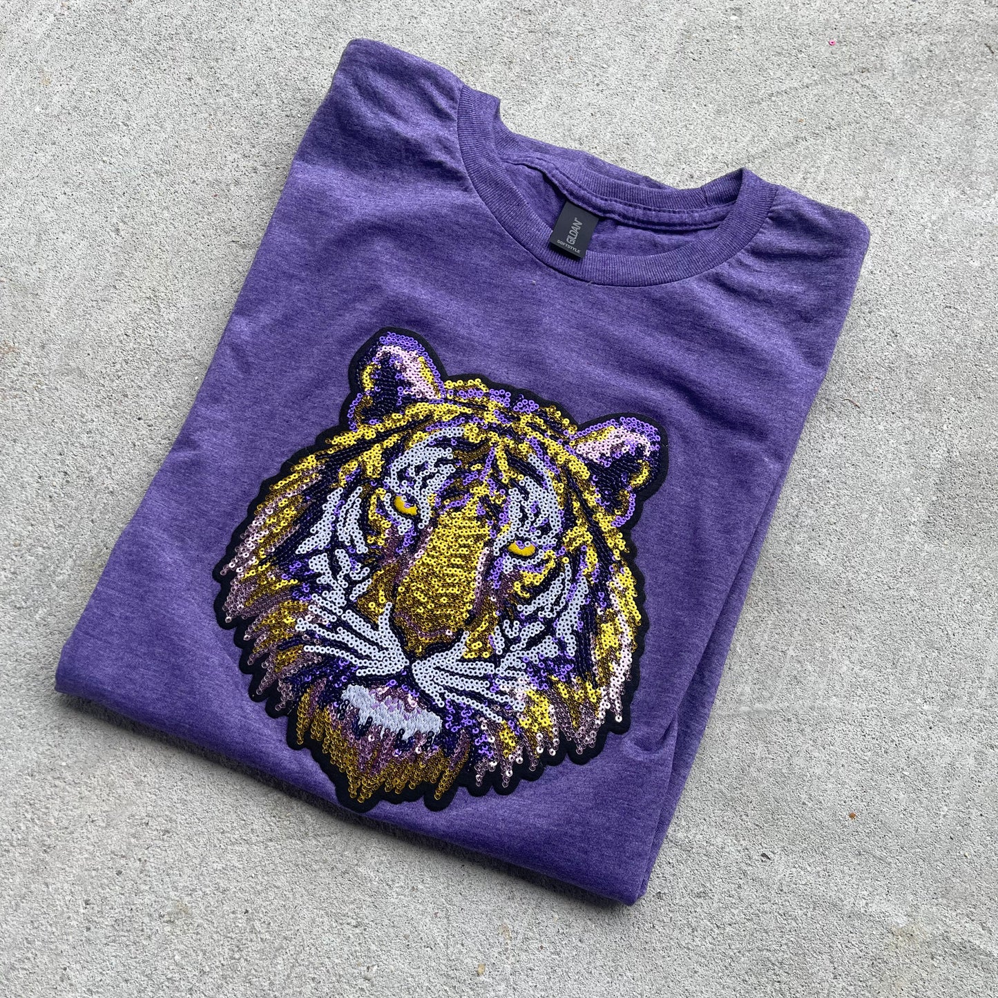 sequin tiger head t-shirt